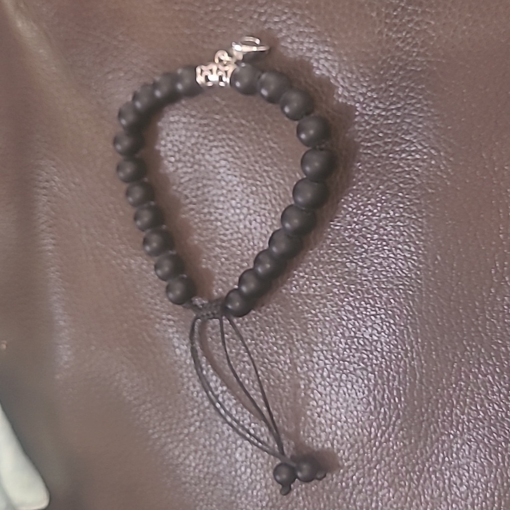 MEN'S BLACK BEADED ADJUSTABLE BRACELET NEW